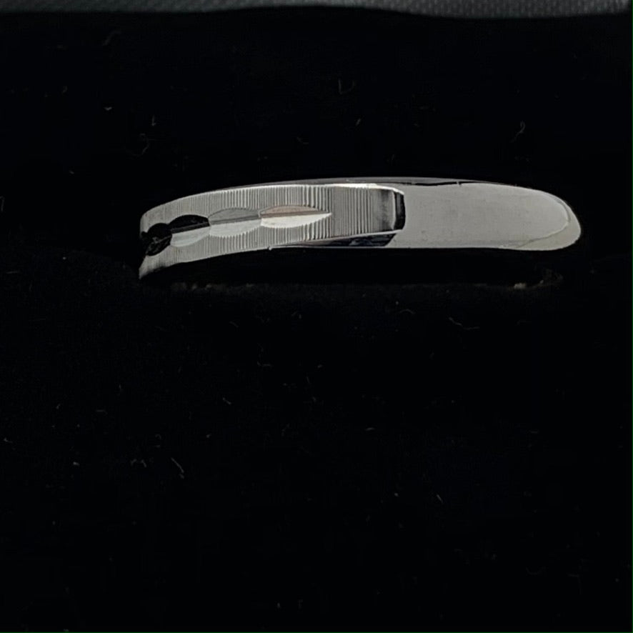 14K White Gold 4mm Wedding Band with Milled Art Design