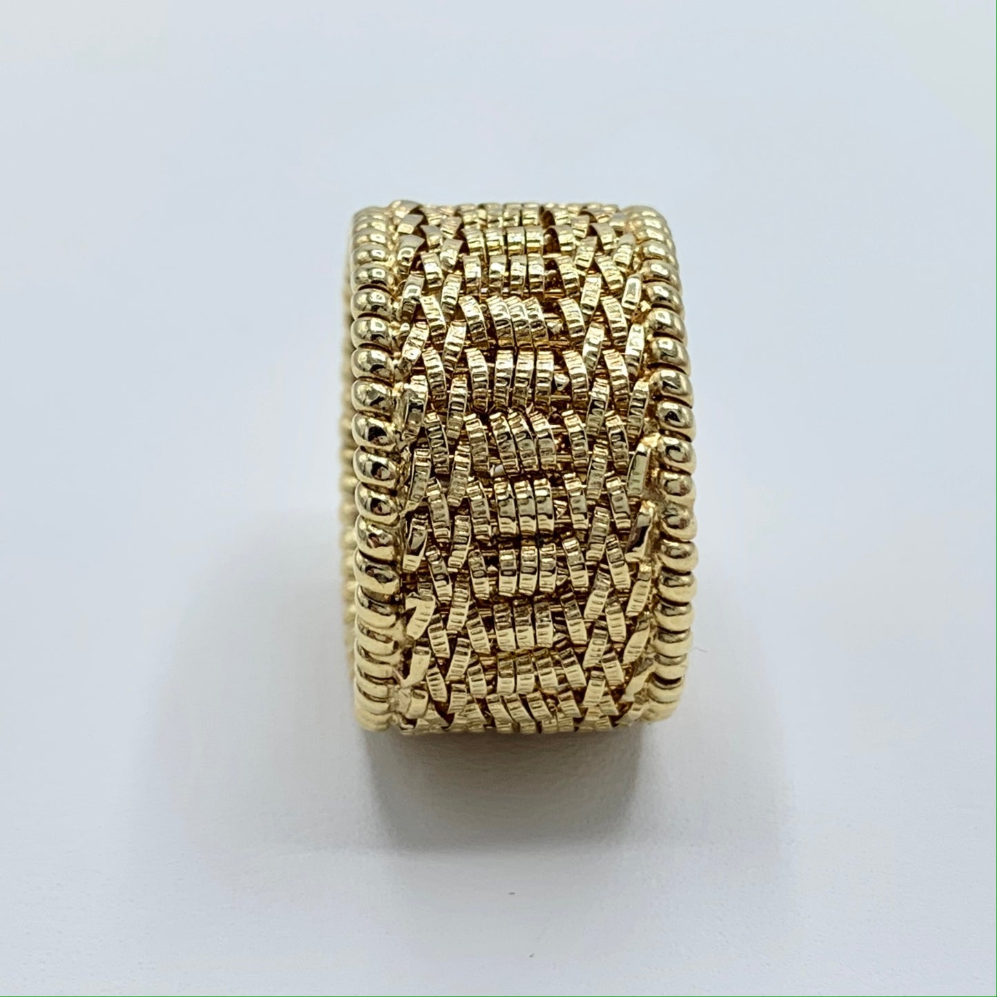 Estate 14K Yellow Gold Basket Setting Wedding Band