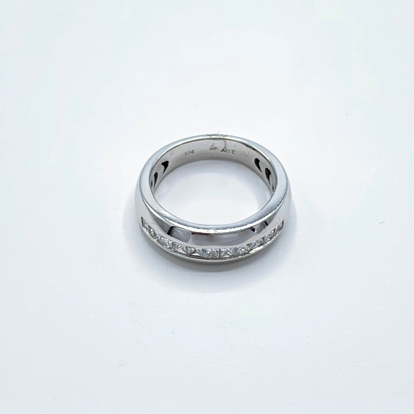14K White Gold .50 Ct Total Weight in Princess Cut Diamond Wedding Band