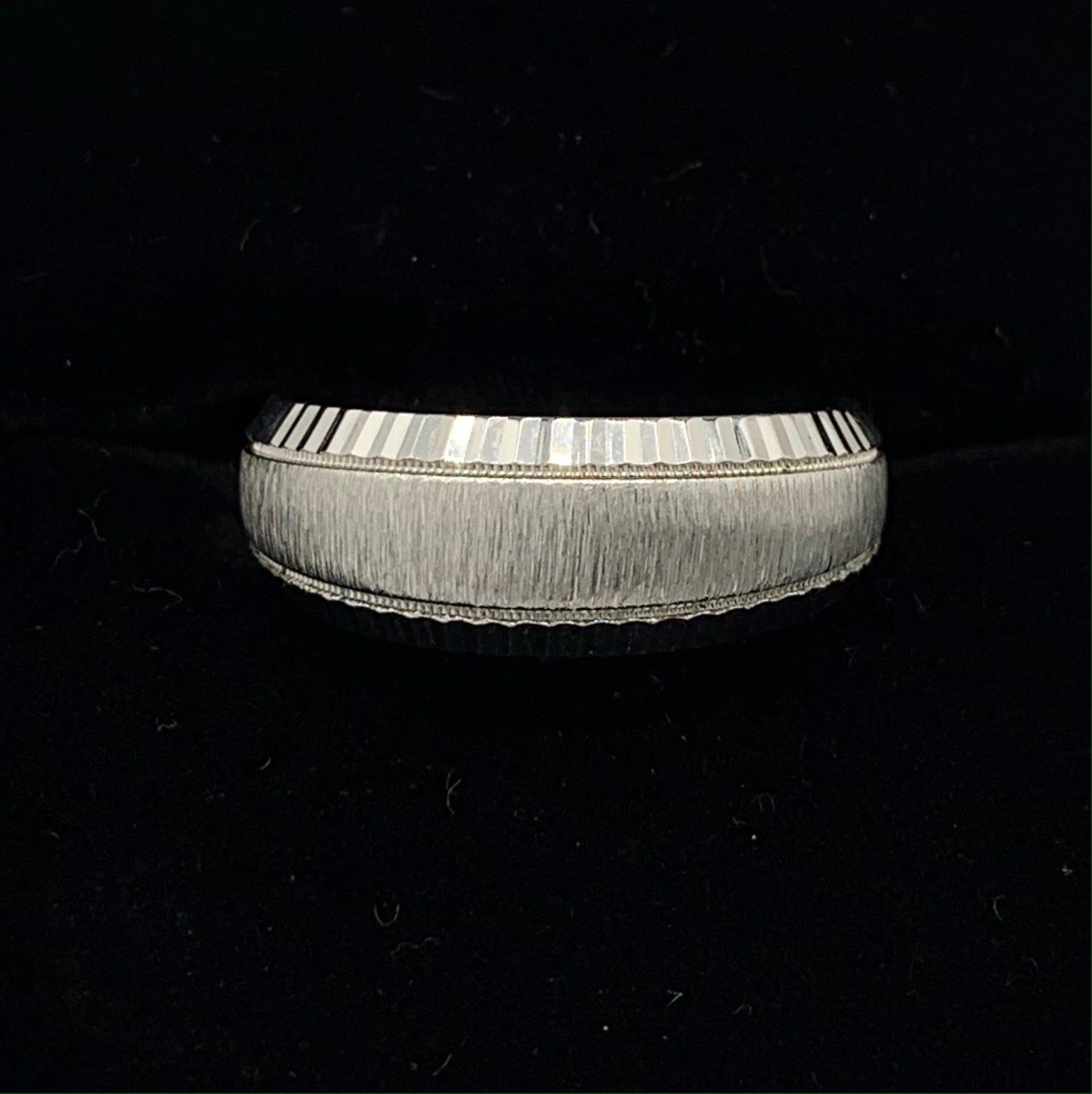 14K White Gold 7mm Wedding Band
