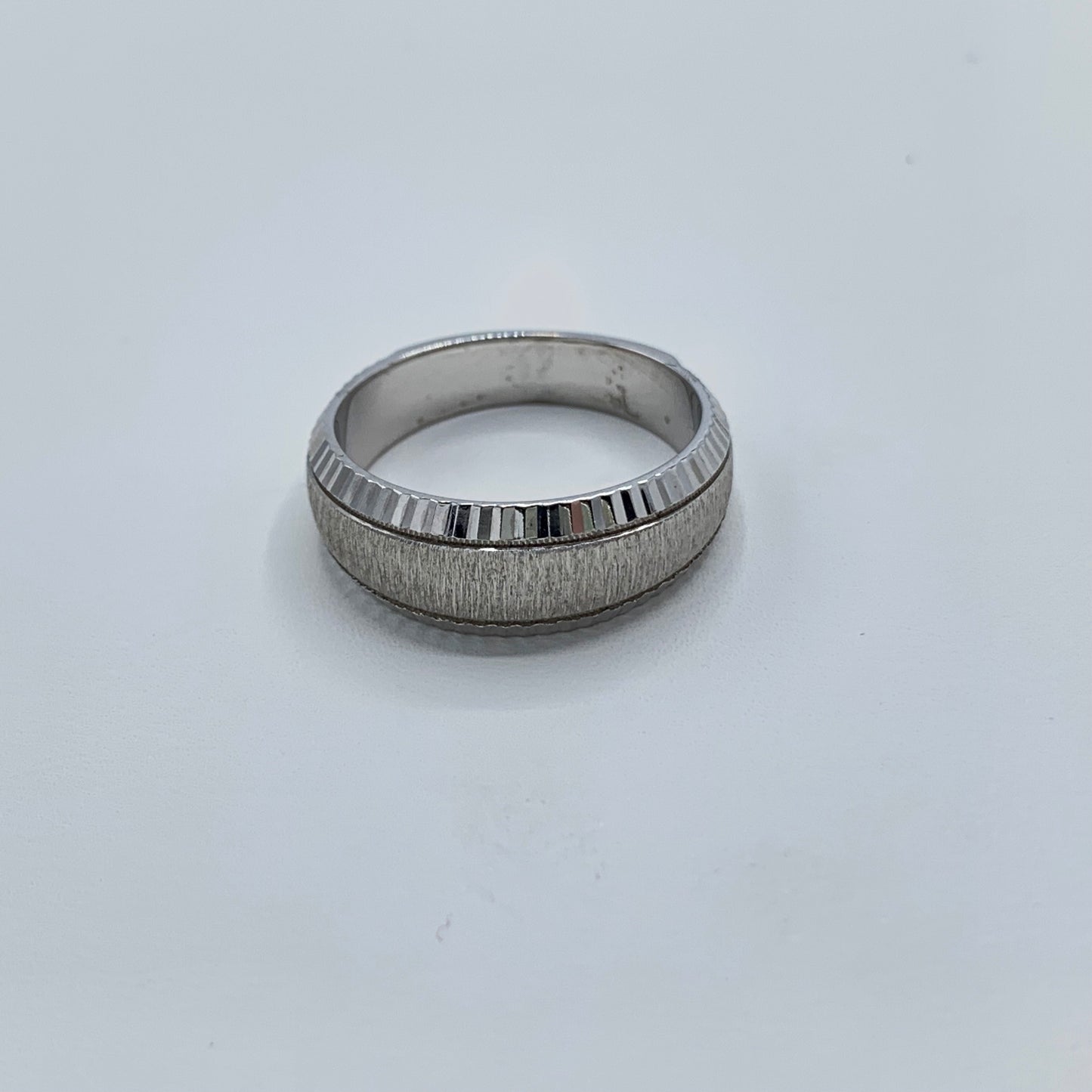 14K White Gold 7mm Wedding Band