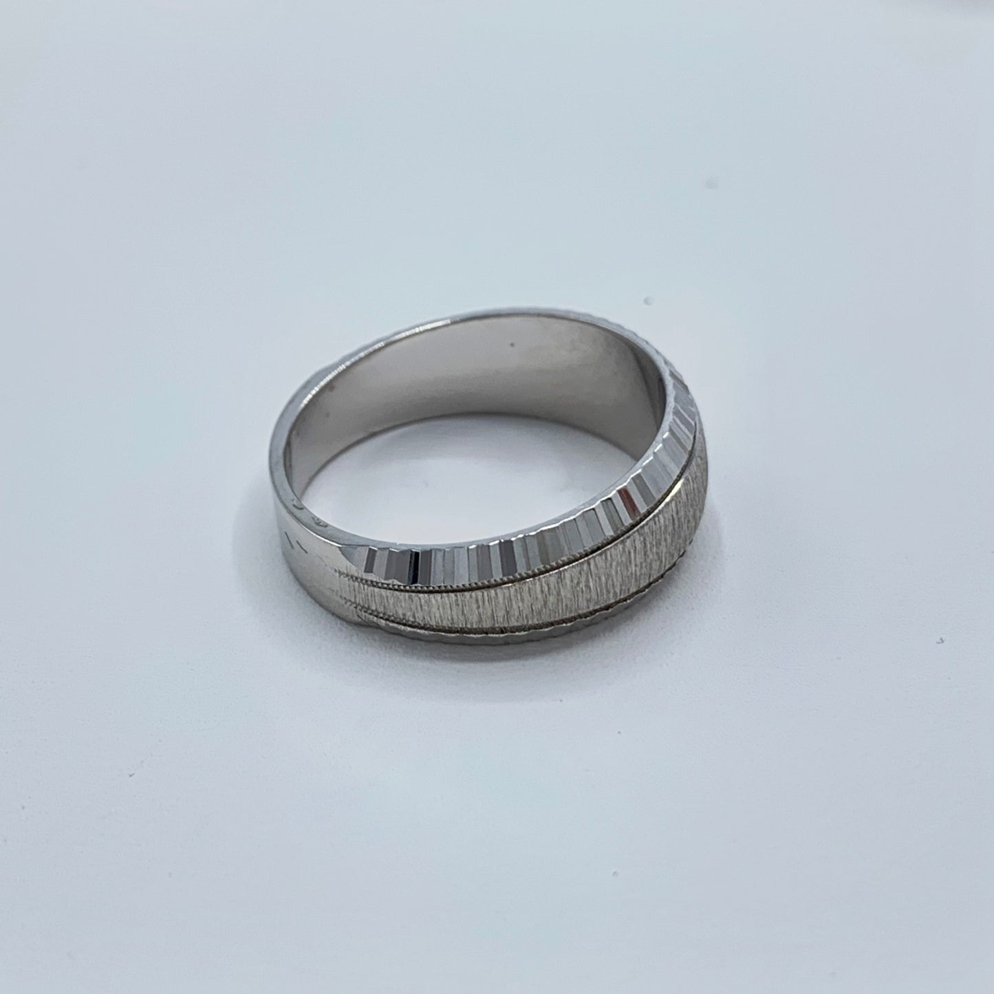 14K White Gold 7mm Wedding Band