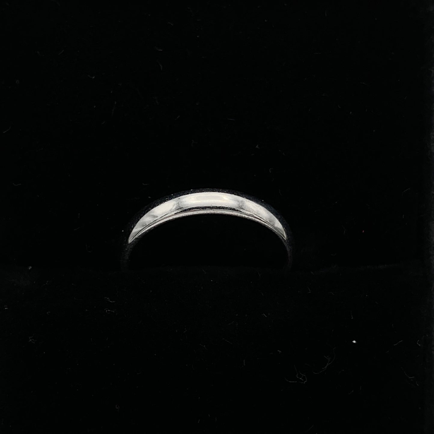 Platinum 3mm 1/2 Round Wedding Band