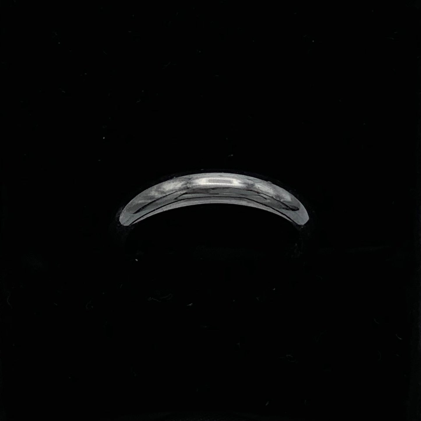 14K White Gold 4mm 1/2 Round Wedding Band