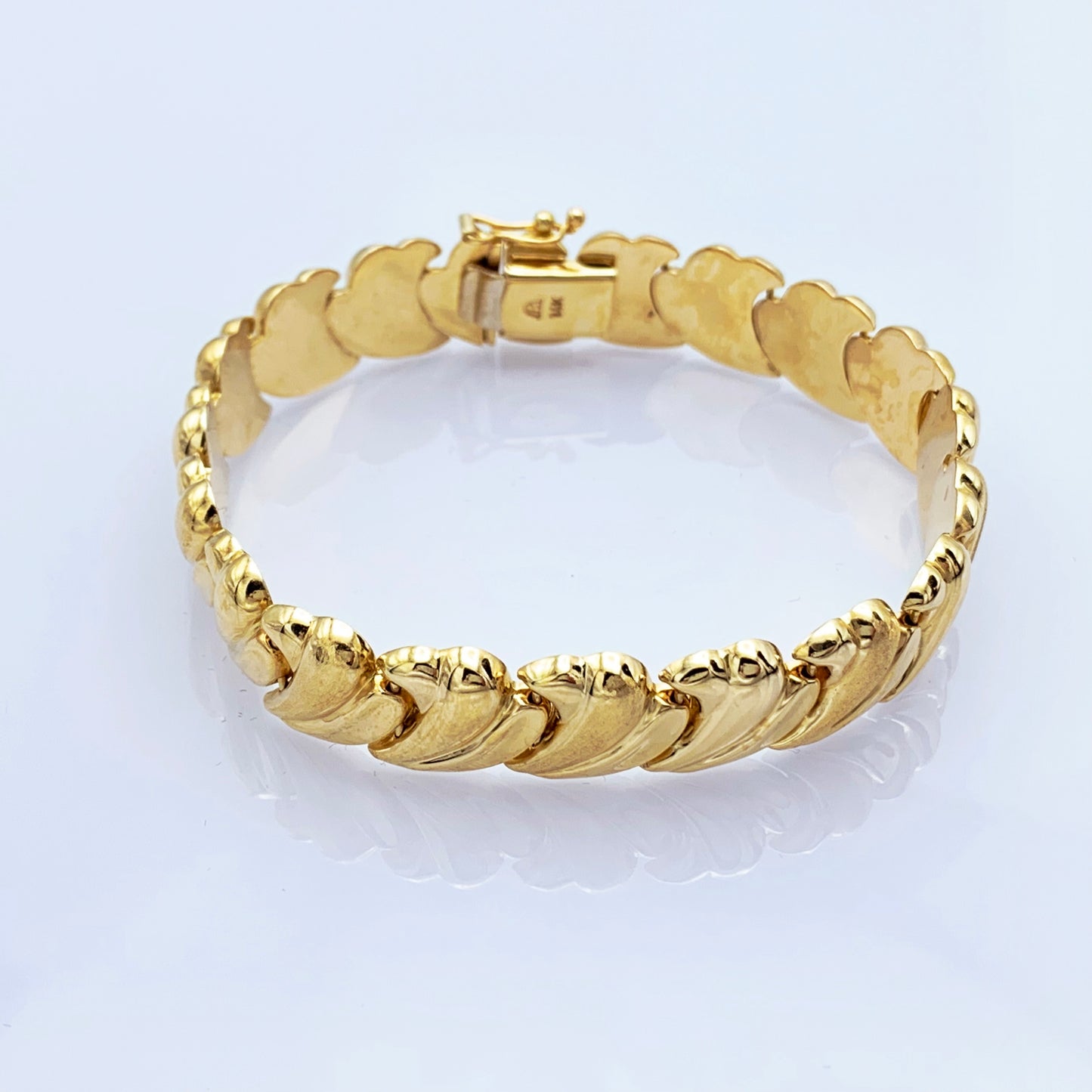 14K Yellow Gold Bracelet with Heart Design