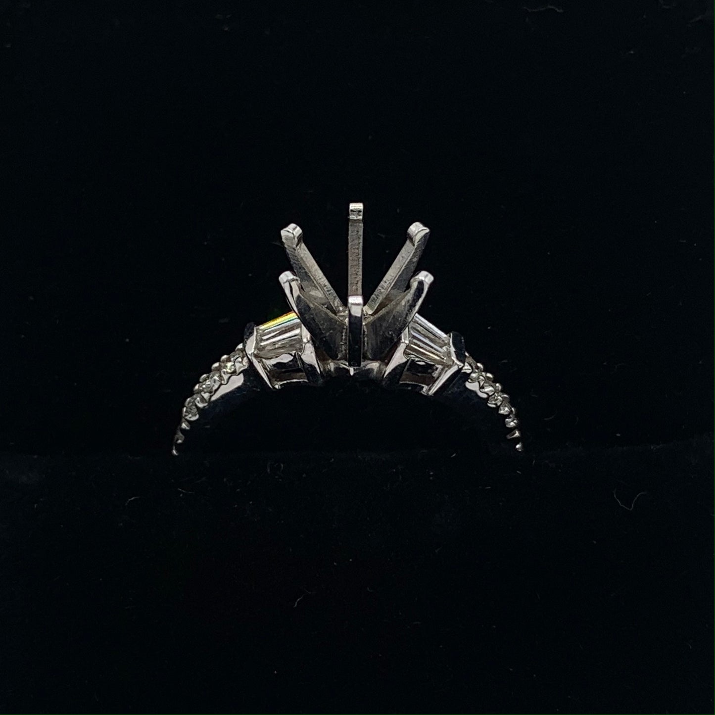 Semi-Mount Diamond Engagement Ring 18K White Gold