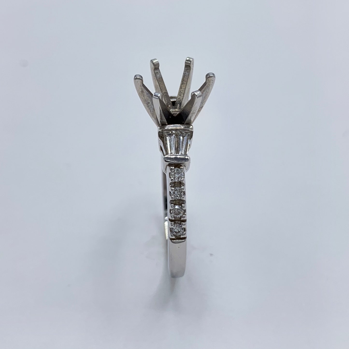 Semi-Mount Diamond Engagement Ring 18K White Gold
