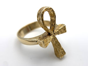 10K Yellow Gold Peace Ring