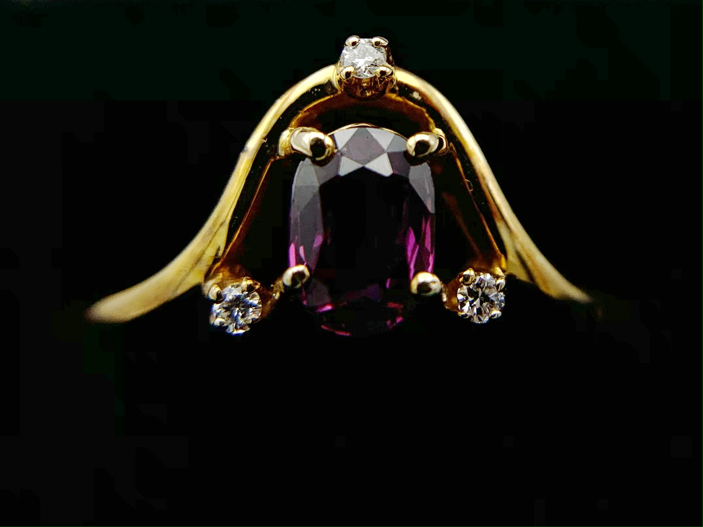 10K Yellow Gold Oval Ruby Ring