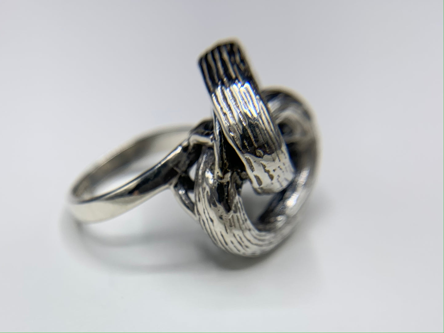 Sterling Silver Interlocking Circle Ring