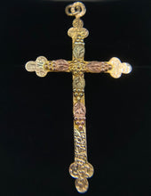 Load image into Gallery viewer, 10K Gold Black Hills Cross Pendant
