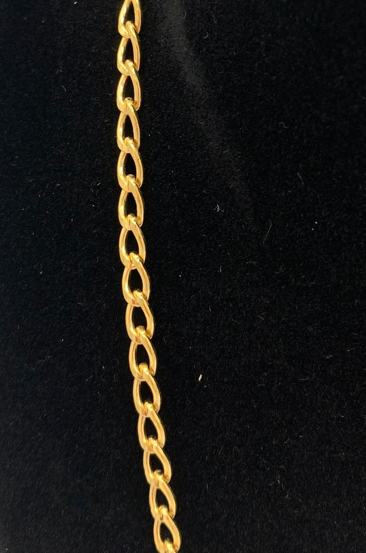 24 Inch Gold Filled Loose Curb Link Style Chain
