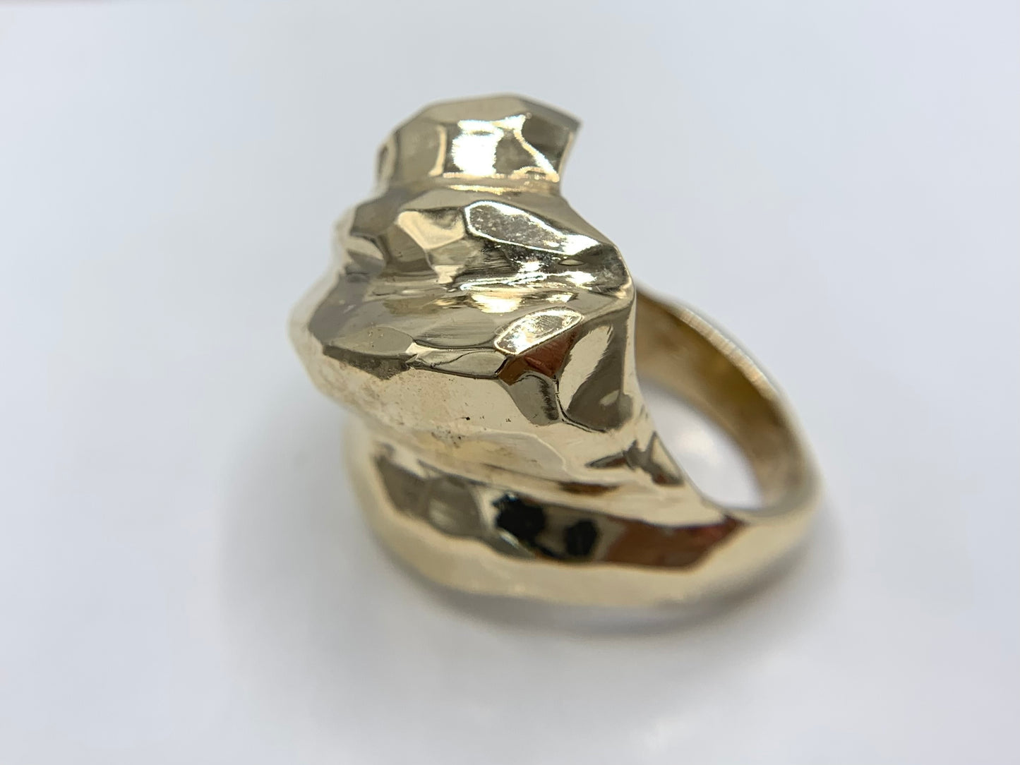 14K Yellow Gold Ribbed Dome Ring with Hammer Finish