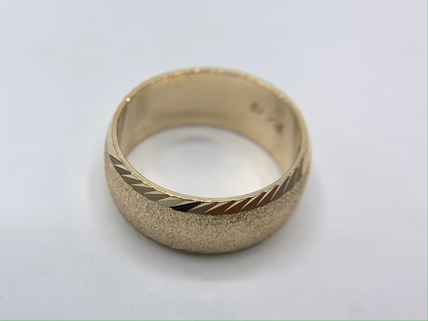 14K Yellow Gold S & L Wedding Band