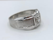 Load image into Gallery viewer, 14K White Gold Vintage Band with Diamond

