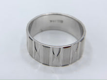 Load image into Gallery viewer, 14K White Gold Men&#39;s Wedding Band with &#39;X&#39; Pattern
