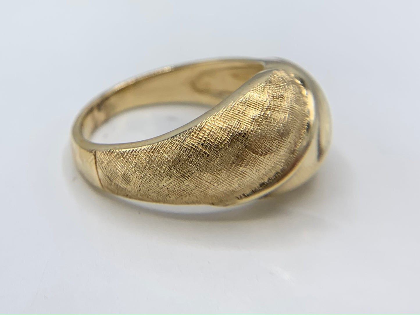 Estate 14K Yellow Gold Dome Ring