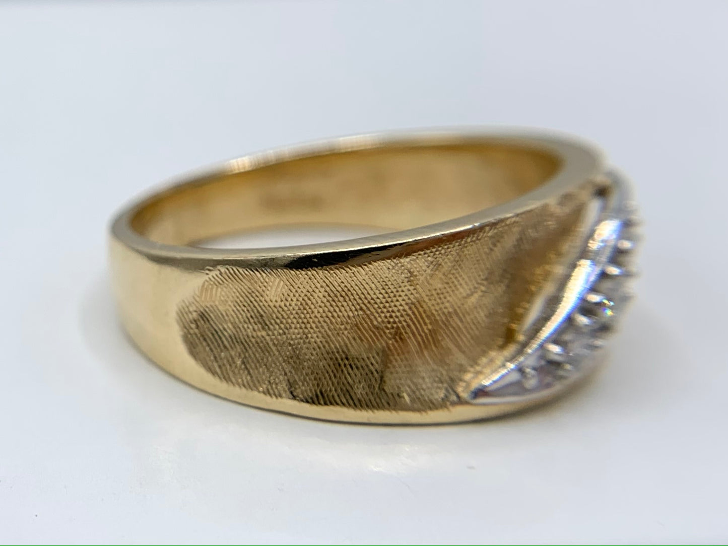 14K Yellow Gold Men's Wedding Band with Three Diamonds