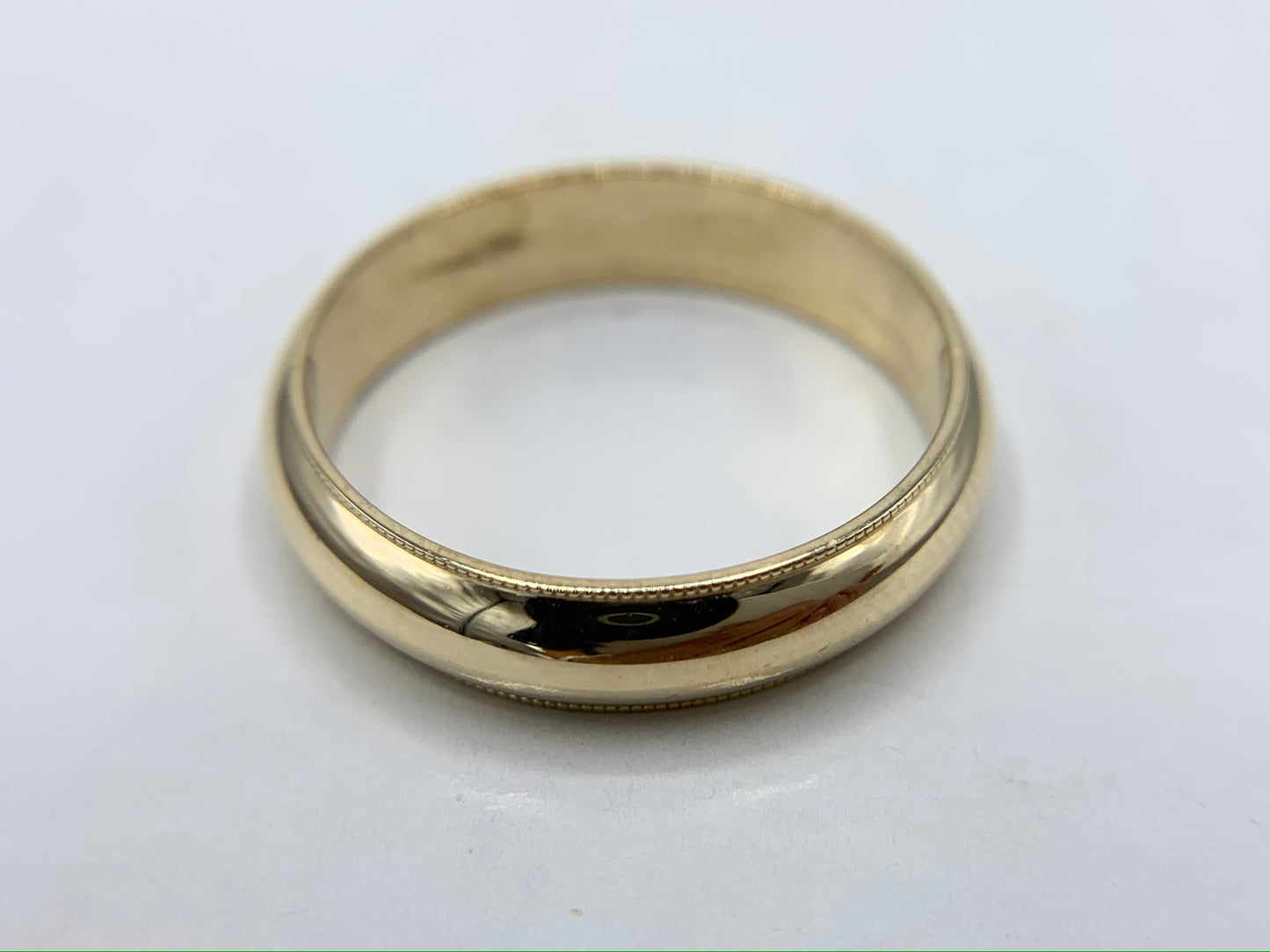 14K Yellow Gold Men's 5mm Milgrain Accent Wedding Band