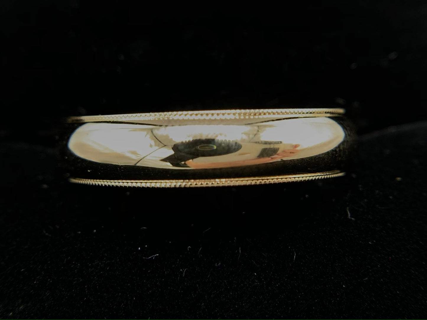 14K Yellow Gold Men's 5mm Milgrain Accent Wedding Band