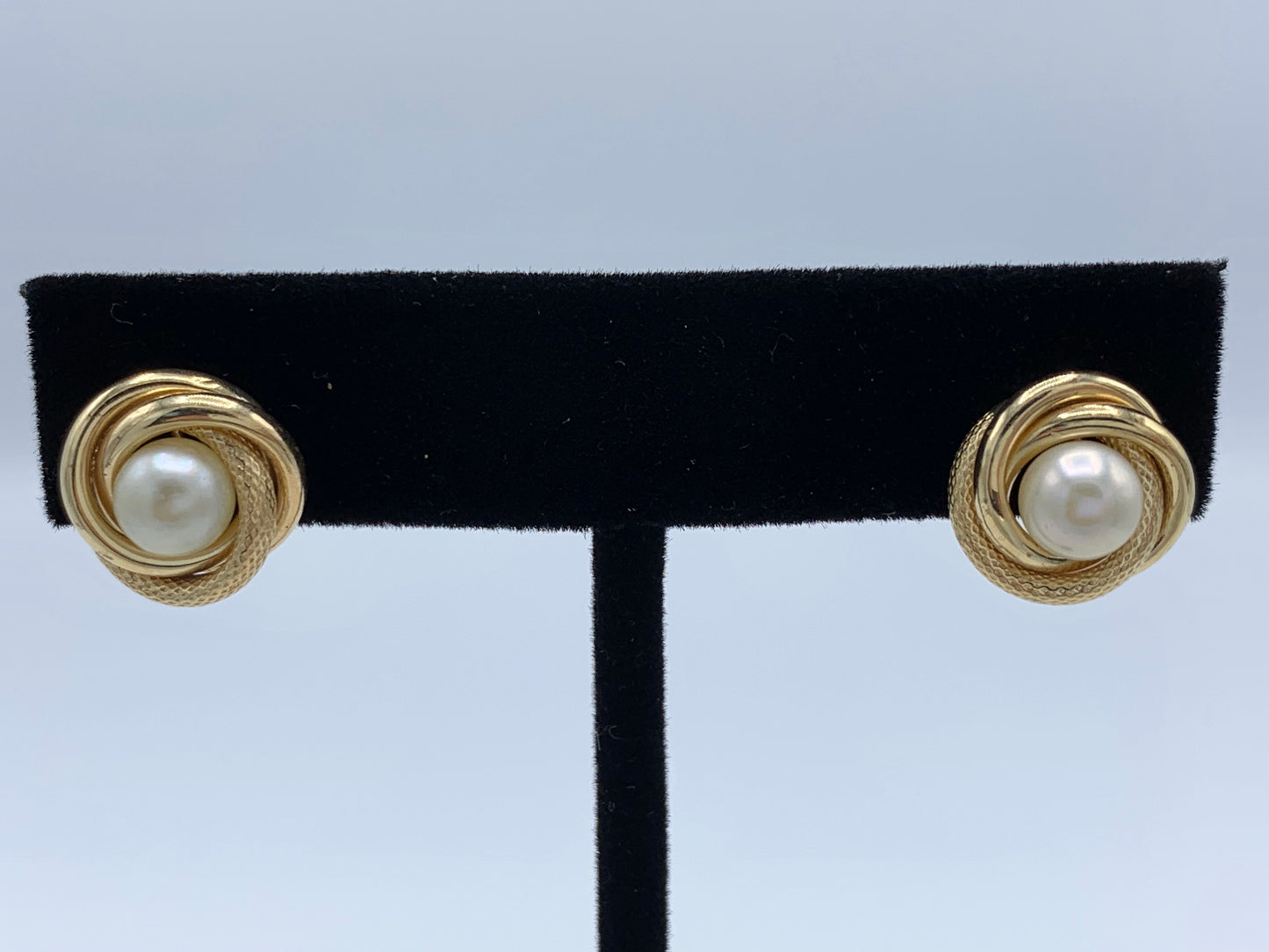 Love Knots 14K Yellow Gold Earrings with Pearls
