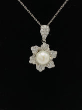 Load image into Gallery viewer, 18K White Gold Diamond and Pearl Flower Necklace
