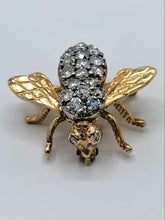 Load image into Gallery viewer, 14K Yellow Gold Diamond Wasp Pin
