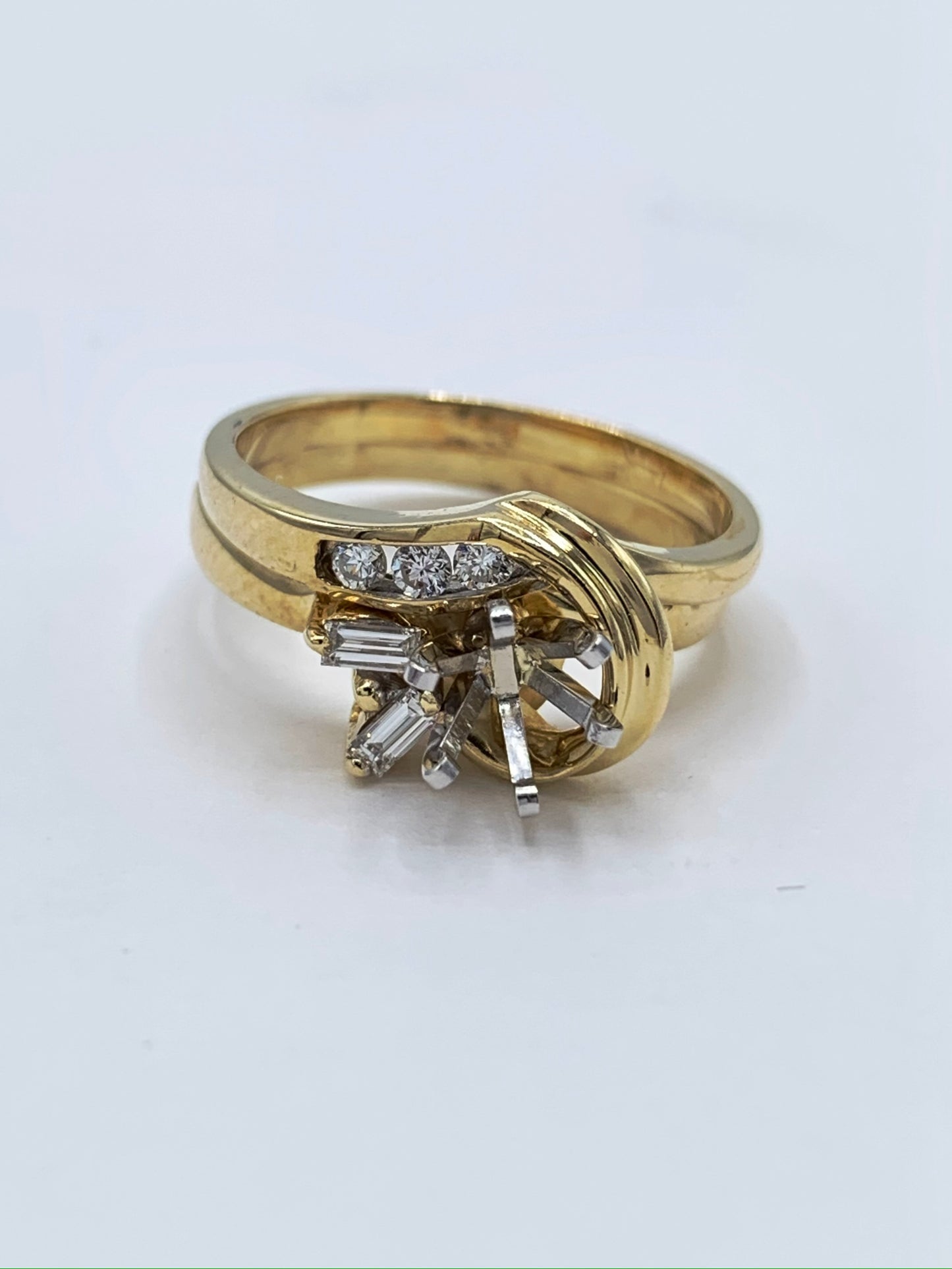 14K Yellow Gold Baguette and Round Diamond Semi-Mount Wedding Set