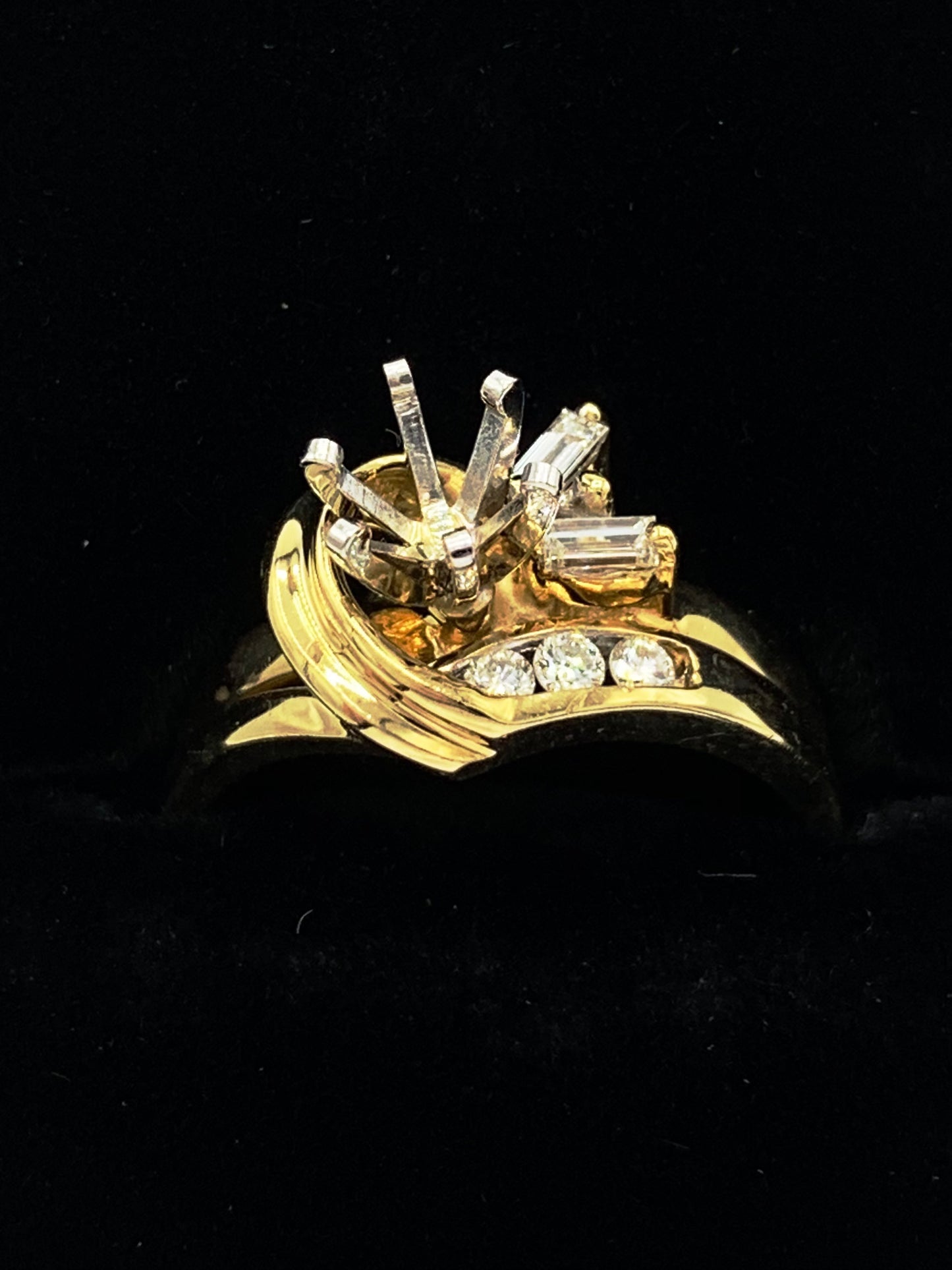 14K Yellow Gold Baguette and Round Diamond Semi-Mount Wedding Set