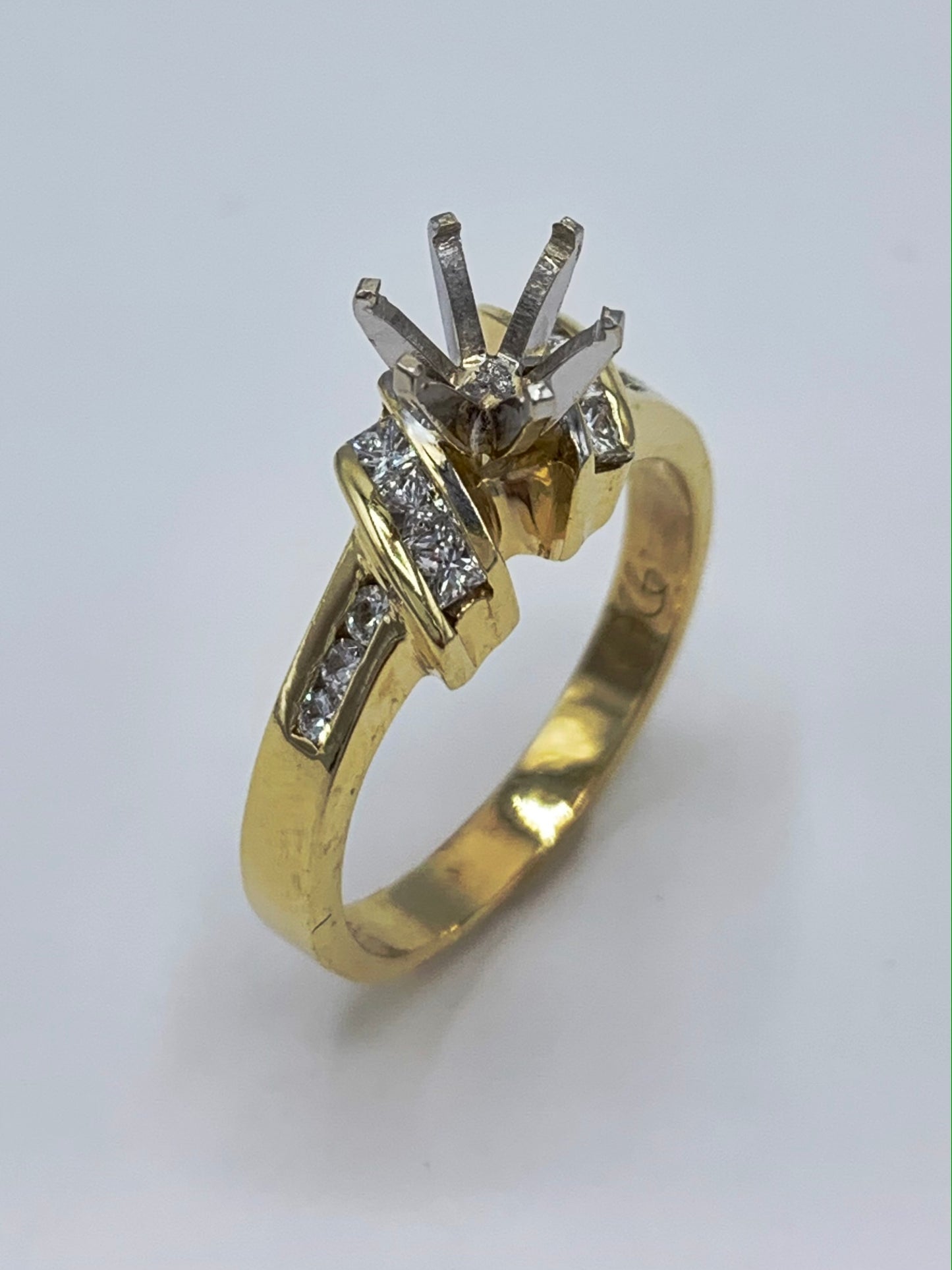 Estate 14K Yellow Gold .50 TCW Diamond Semi-Mount Engagement Ring