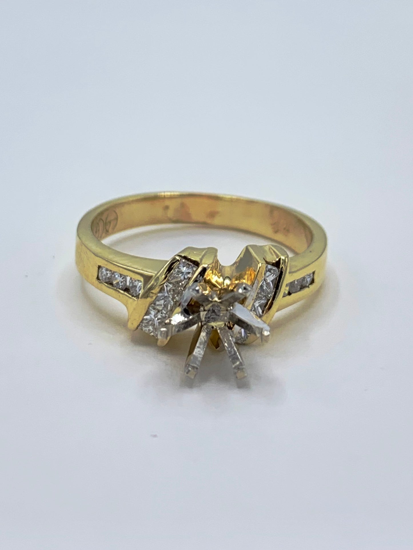 Estate 14K Yellow Gold .50 TCW Diamond Semi-Mount Engagement Ring