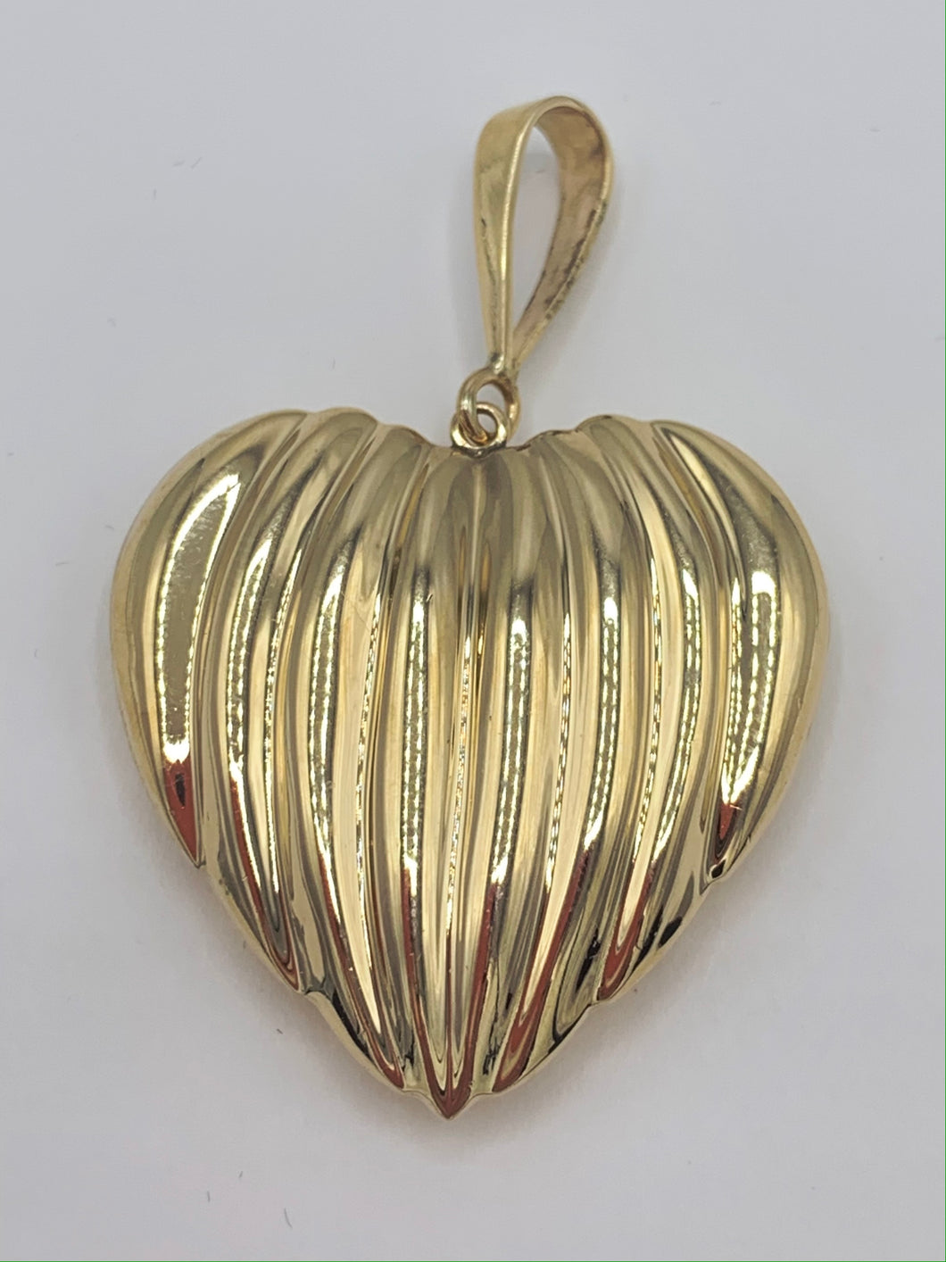 14K Yellow Gold Puffed Heart Pendant