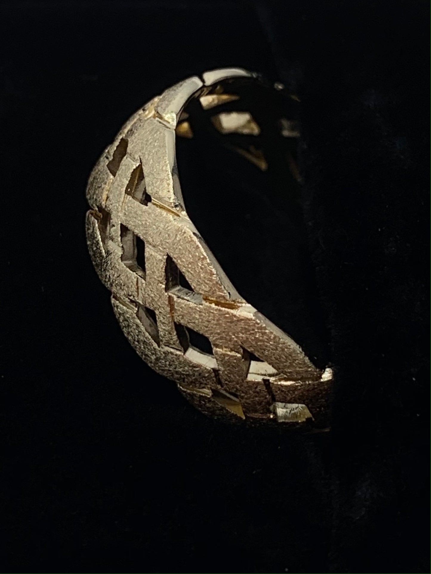 14K Yellow Gold 8mm Wedding Band with Basket Weave and Satin Finish