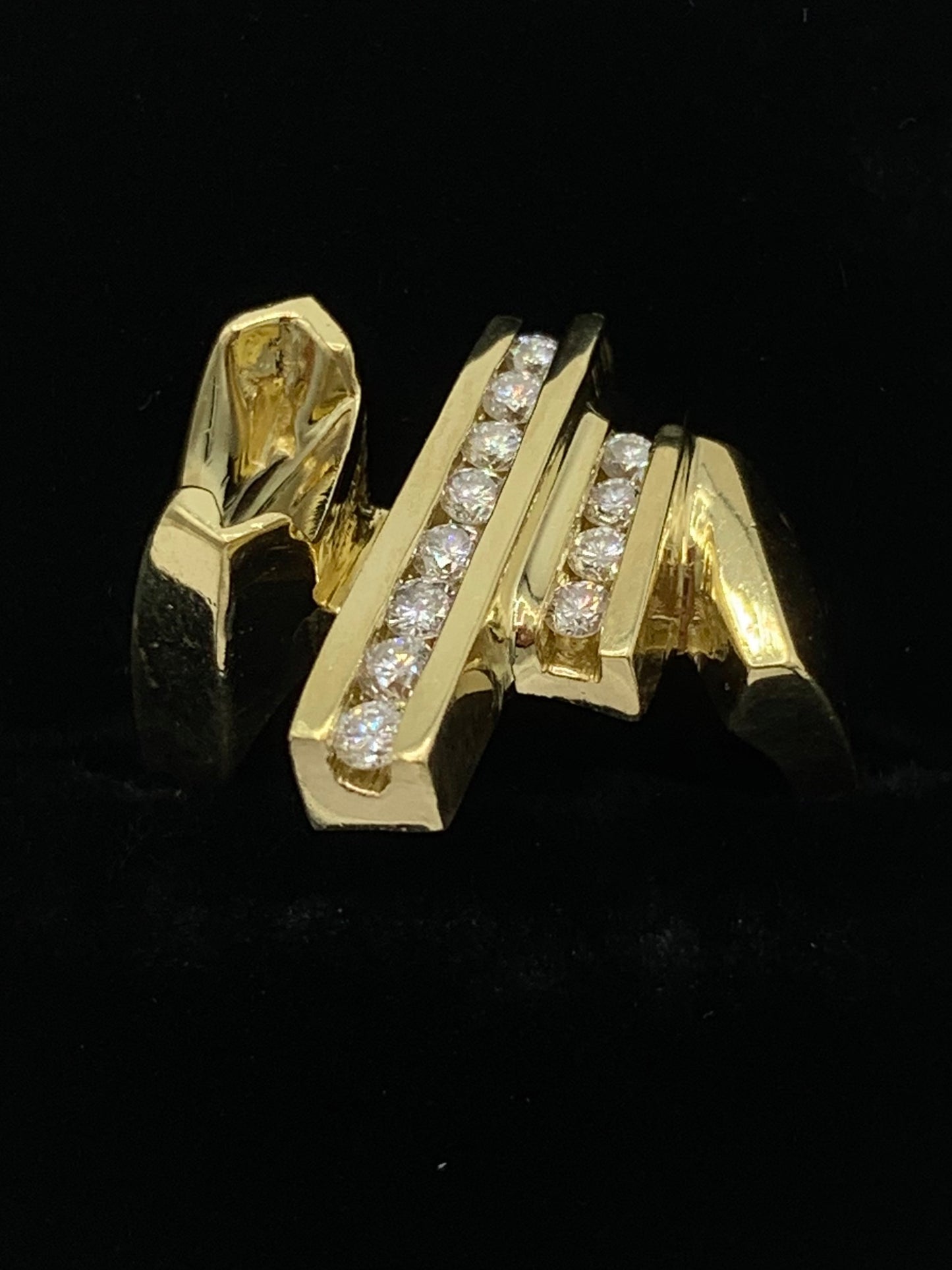 18K Yellow Gold .33 TCW Princess and Round Diamond Semi-Mount Wedding Ring
