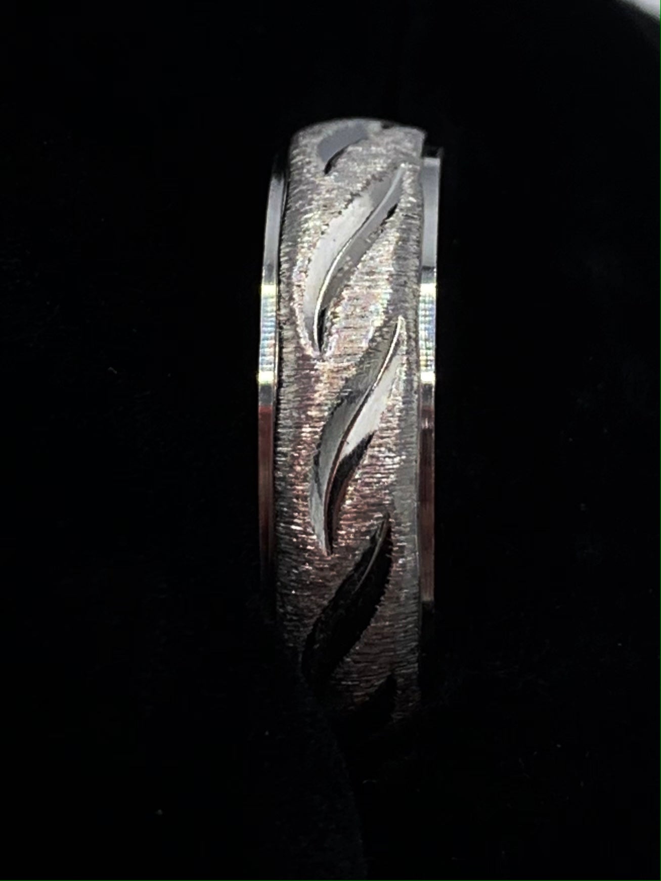 Estate 14K White Gold 5mm Wedding Band Machine Cut and Wheel Finish Design