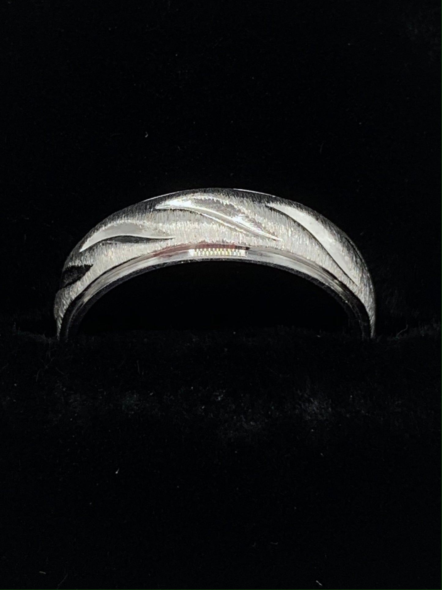 Estate 14K White Gold 5mm Wedding Band Machine Cut and Wheel Finish Design