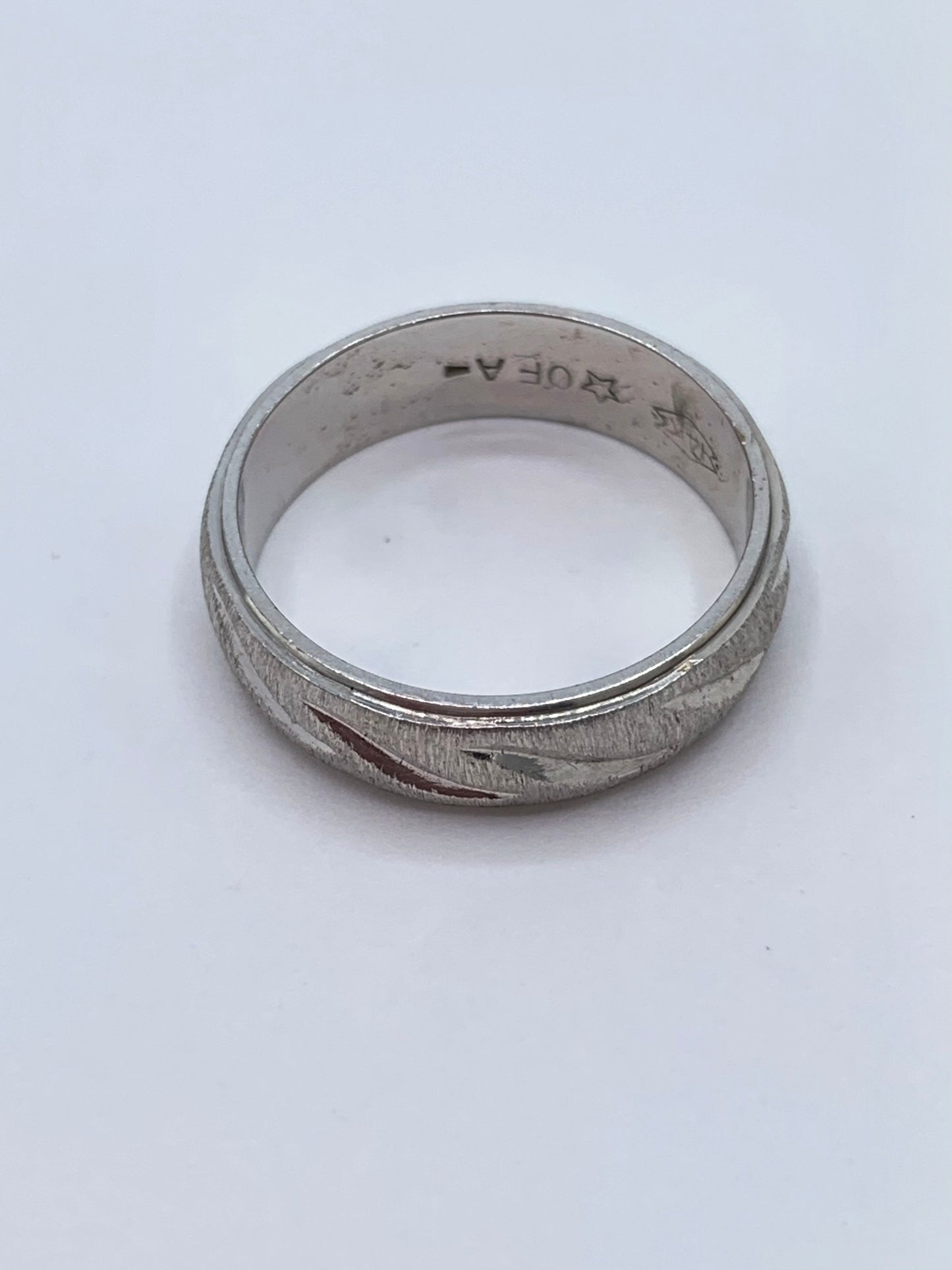 Estate 14K White Gold 5mm Wedding Band Machine Cut and Wheel Finish Design