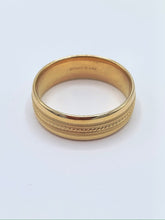 Load image into Gallery viewer, 14K Yellow Gold 7mm Comfort Fit Wedding Band with Machine Milgrain
