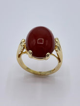 Load image into Gallery viewer, Estate 14K Yellow Gold Oval Sardonyx Ring
