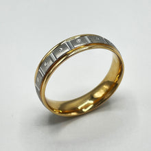 Load image into Gallery viewer, 14K Yellow and White Gold Comfort Fit Wedding Band with Machine Wheel Finish
