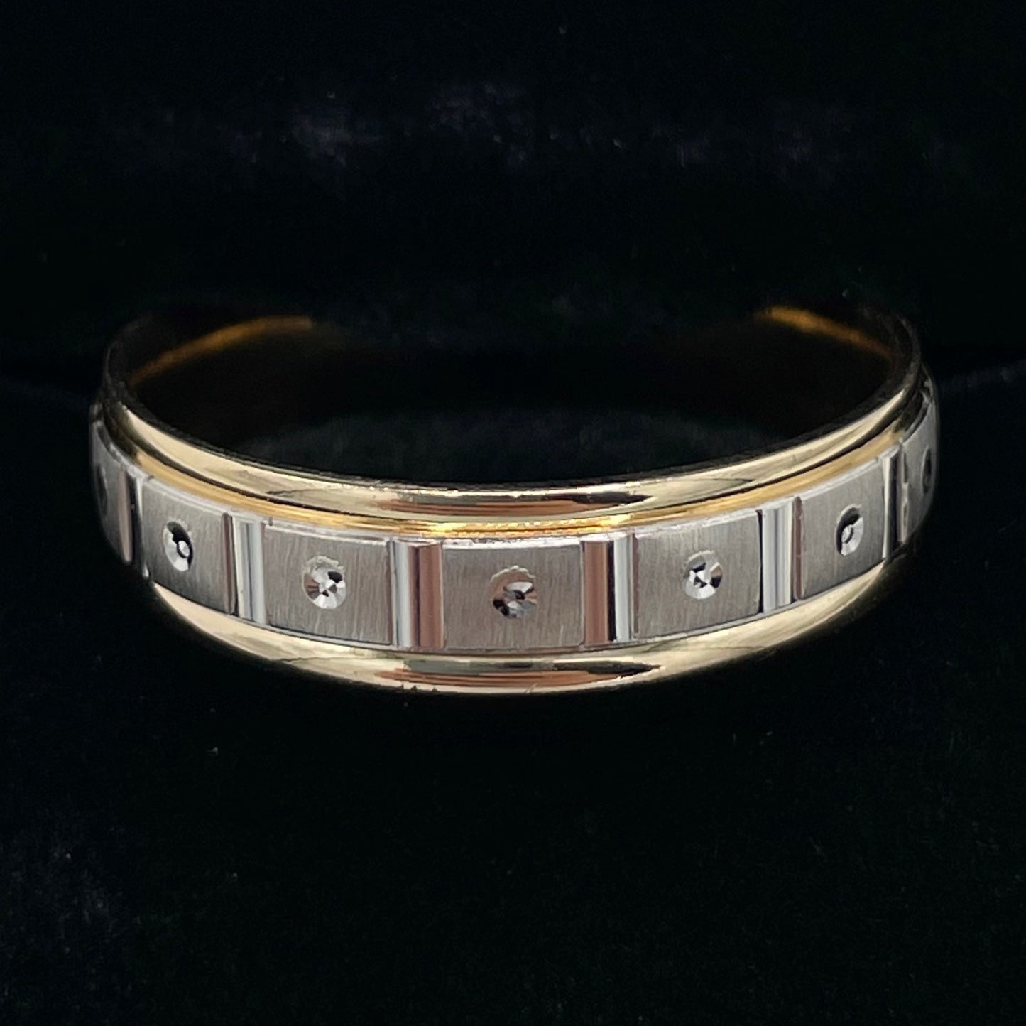 14K Yellow and White Gold Comfort Fit Wedding Band with Machine Wheel Finish