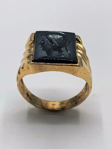 Estate 10K Yellow Gold Intaglio Spanish Soldier Hematite Ring
