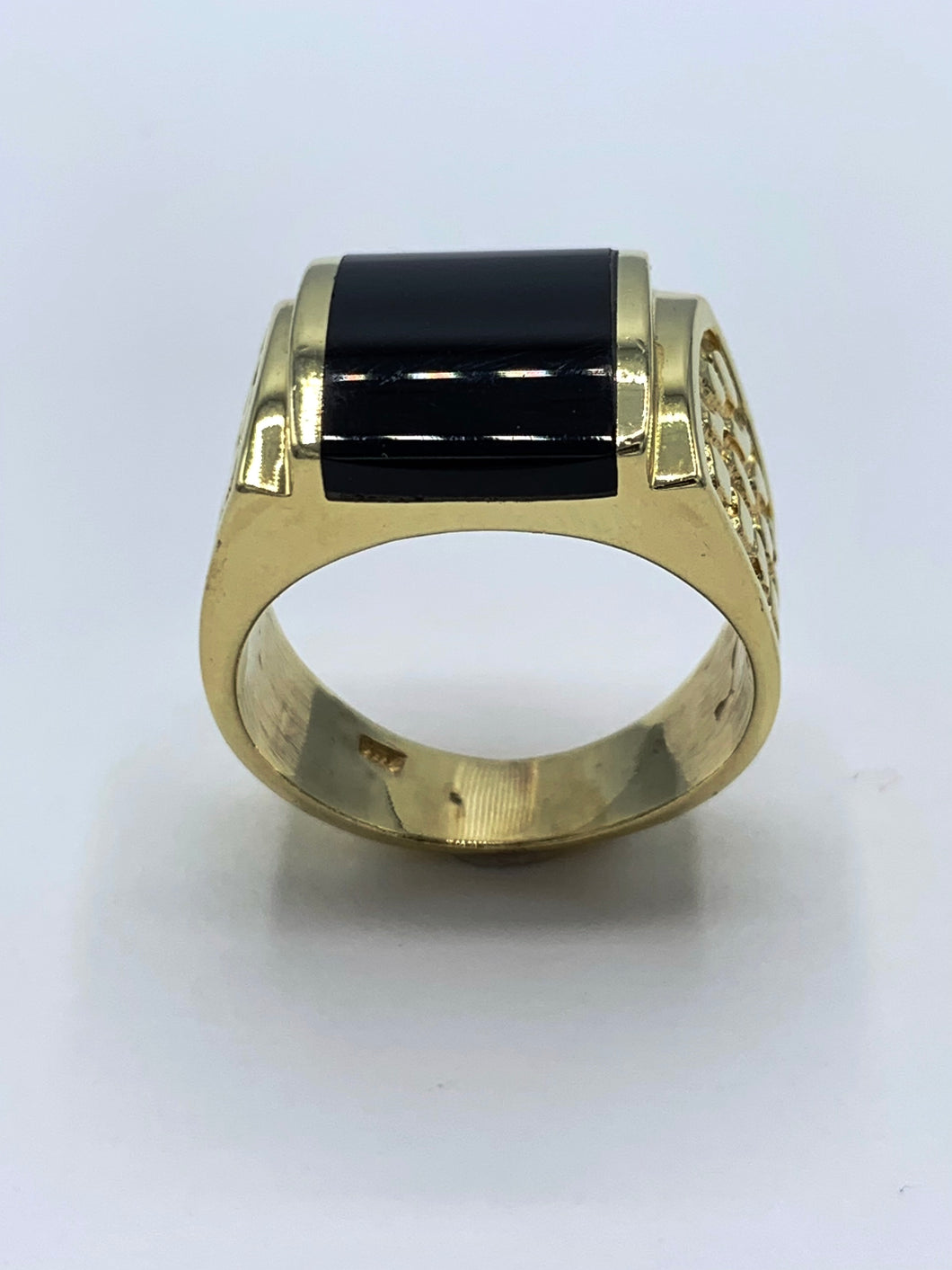 Estate 14K Yellow Gold Black Onyx Inlay Ring