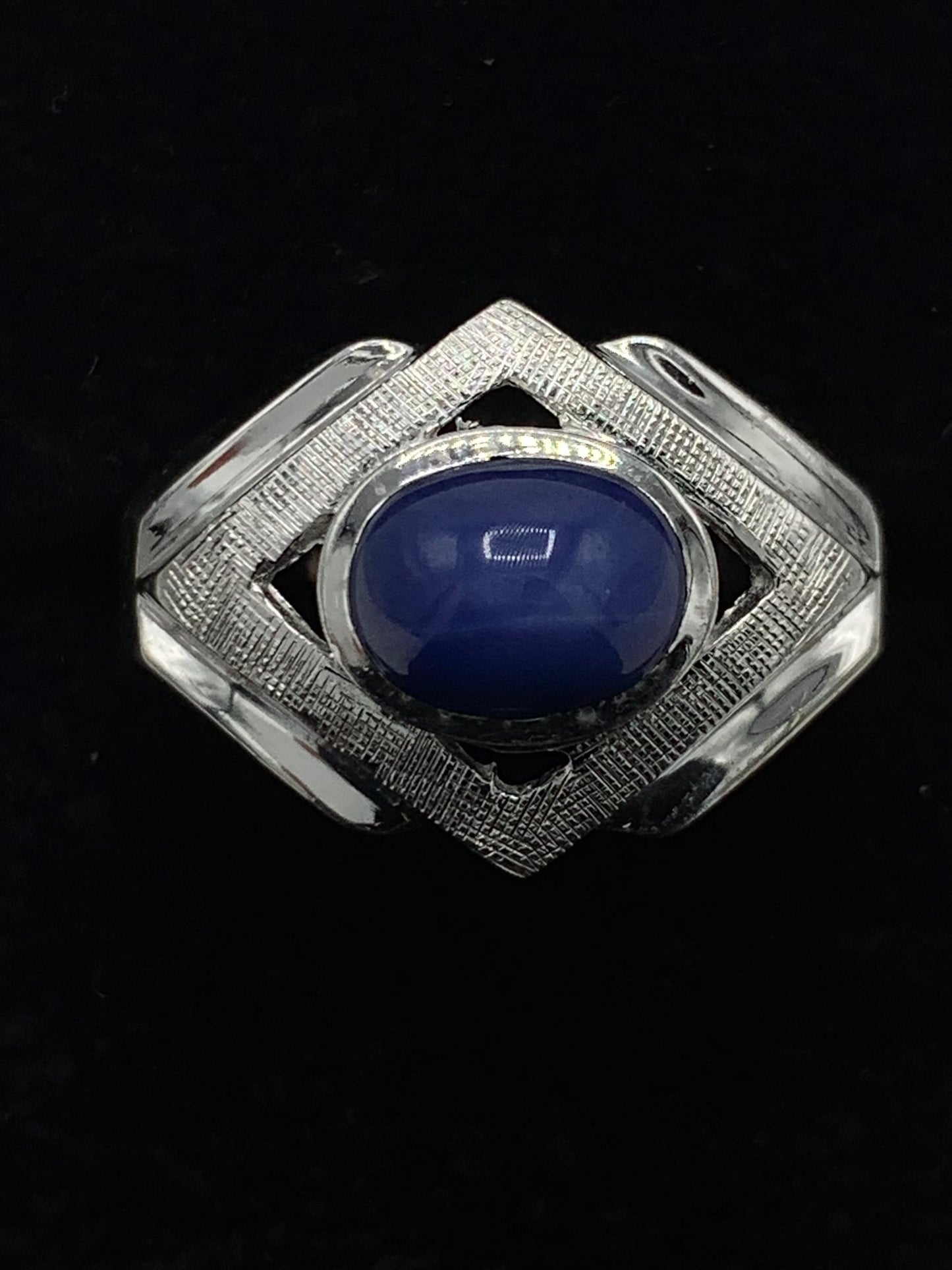 Estate 10K White Gold Linde Star Ring