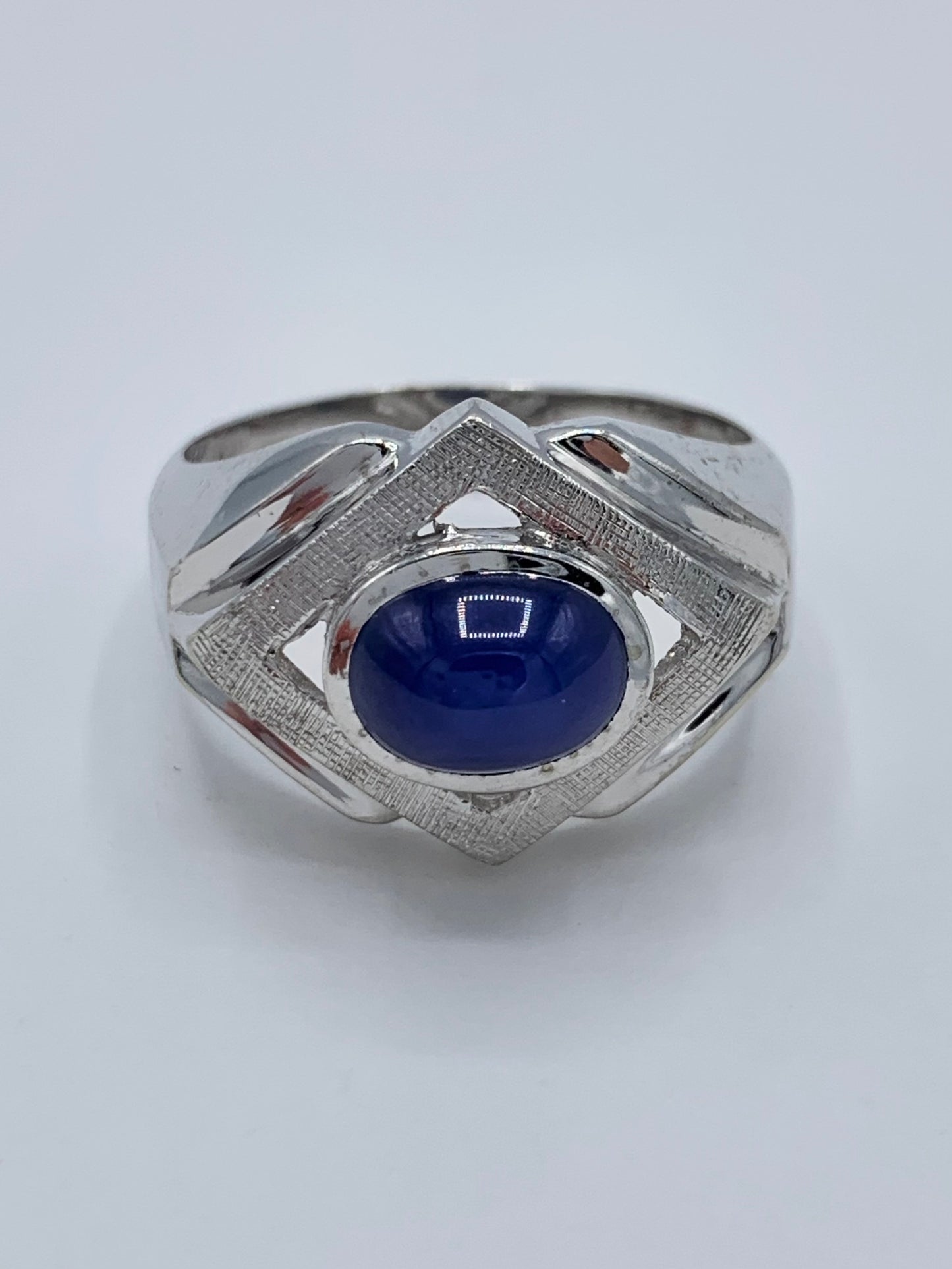 Estate 10K White Gold Linde Star Ring