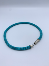 Load image into Gallery viewer, Turquoise Bead Choker Necklace
