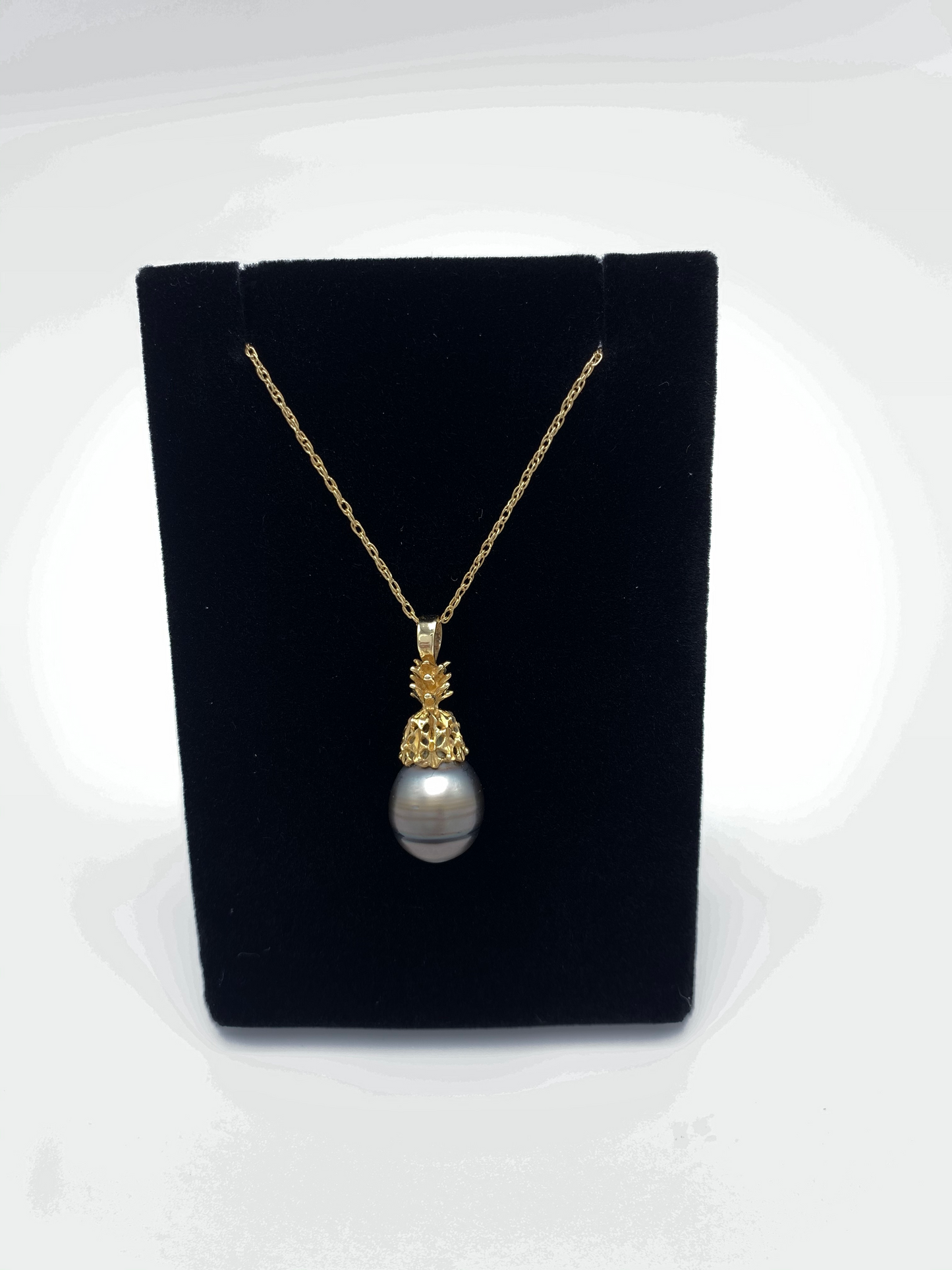 Estate 14K Yellow Gold South Sea Pearl Pendant