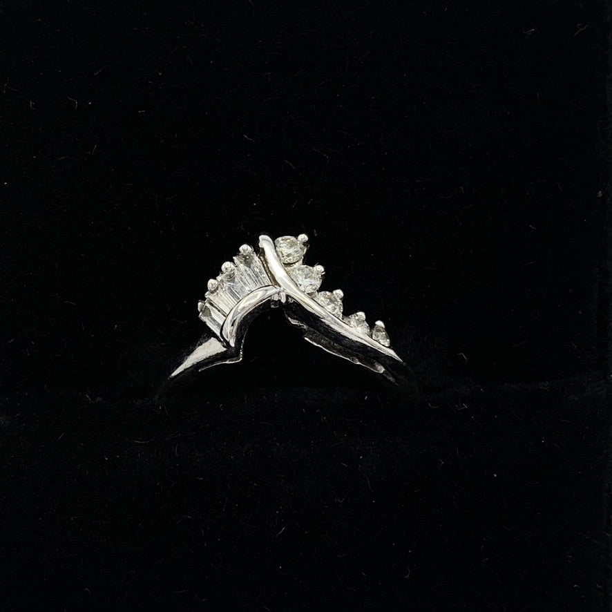 14K White Gold Semi-Mount Round and Baguette Diamond Wedding Set