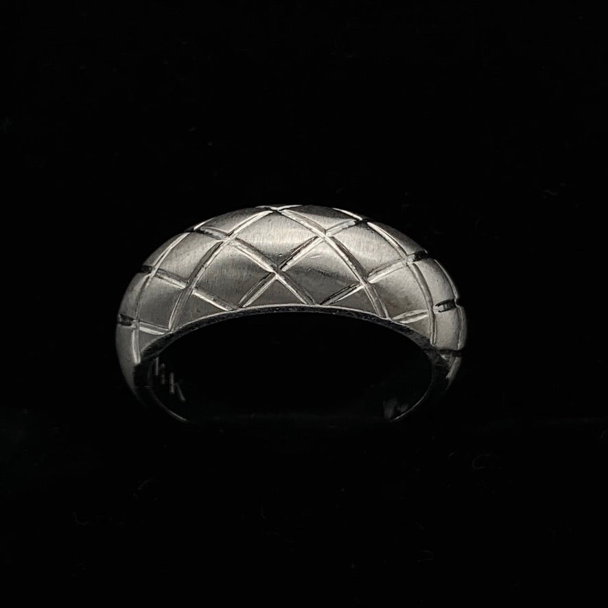 14K White Gold 7mm Tapered Dome Ring with Lattice Cut Design