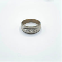 Load image into Gallery viewer, Estate 14K White Gold Diamond Wedding Band 10pts T.W.
